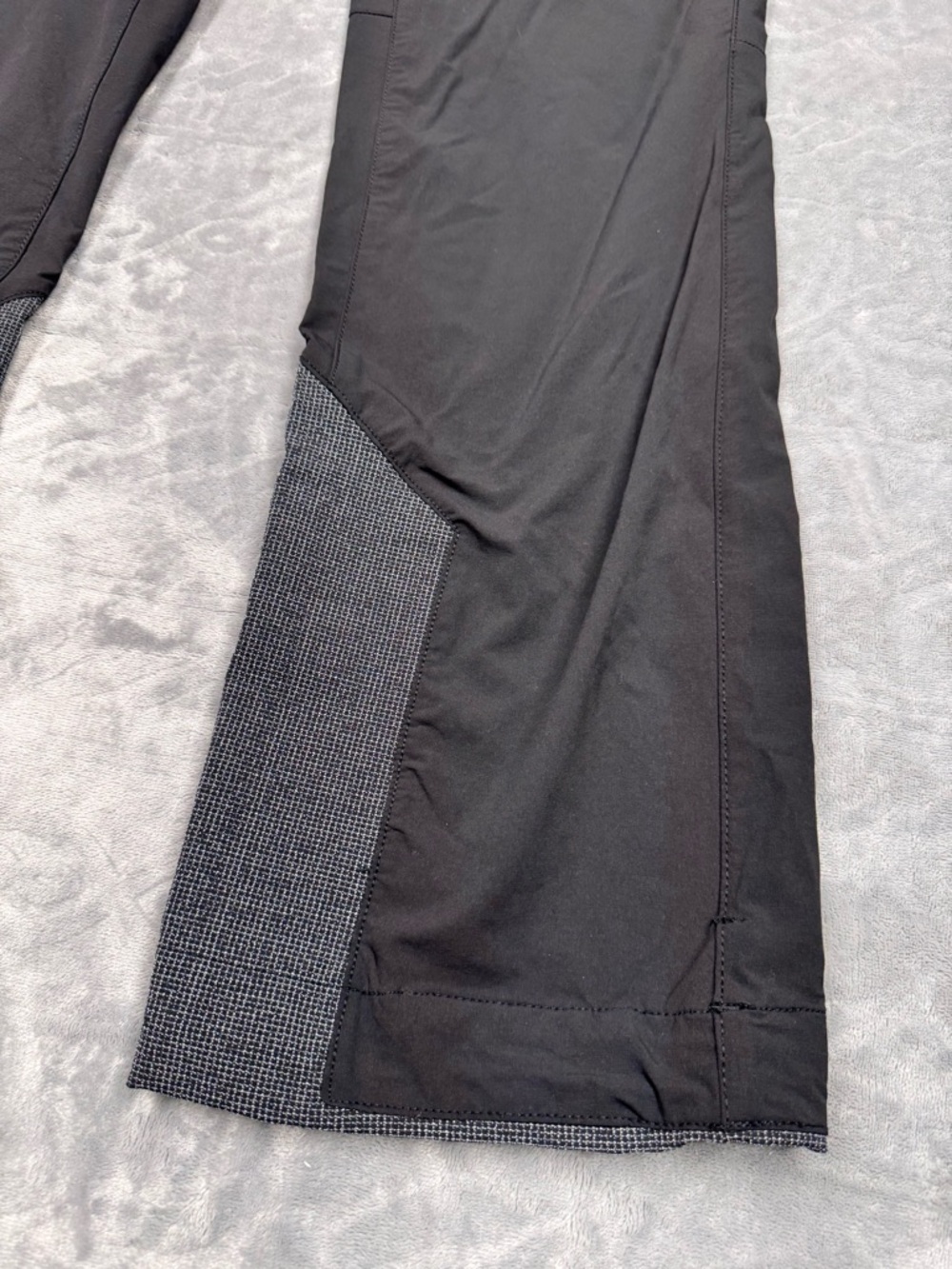 Duluth’s Alaskan Hardgear Black Belted Pants - Picture 2 of 15
